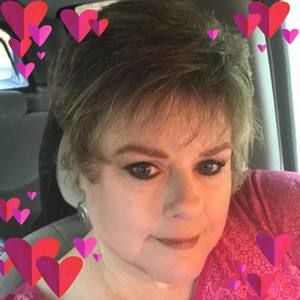 Meet your Posher, Debra